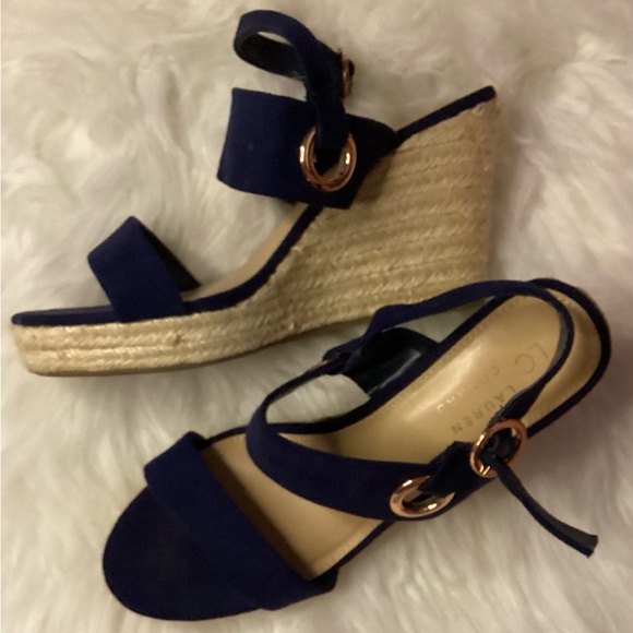 LAUREN CONRAD size 8 Navy Suede Wedges EUC - Picture 2 of 8